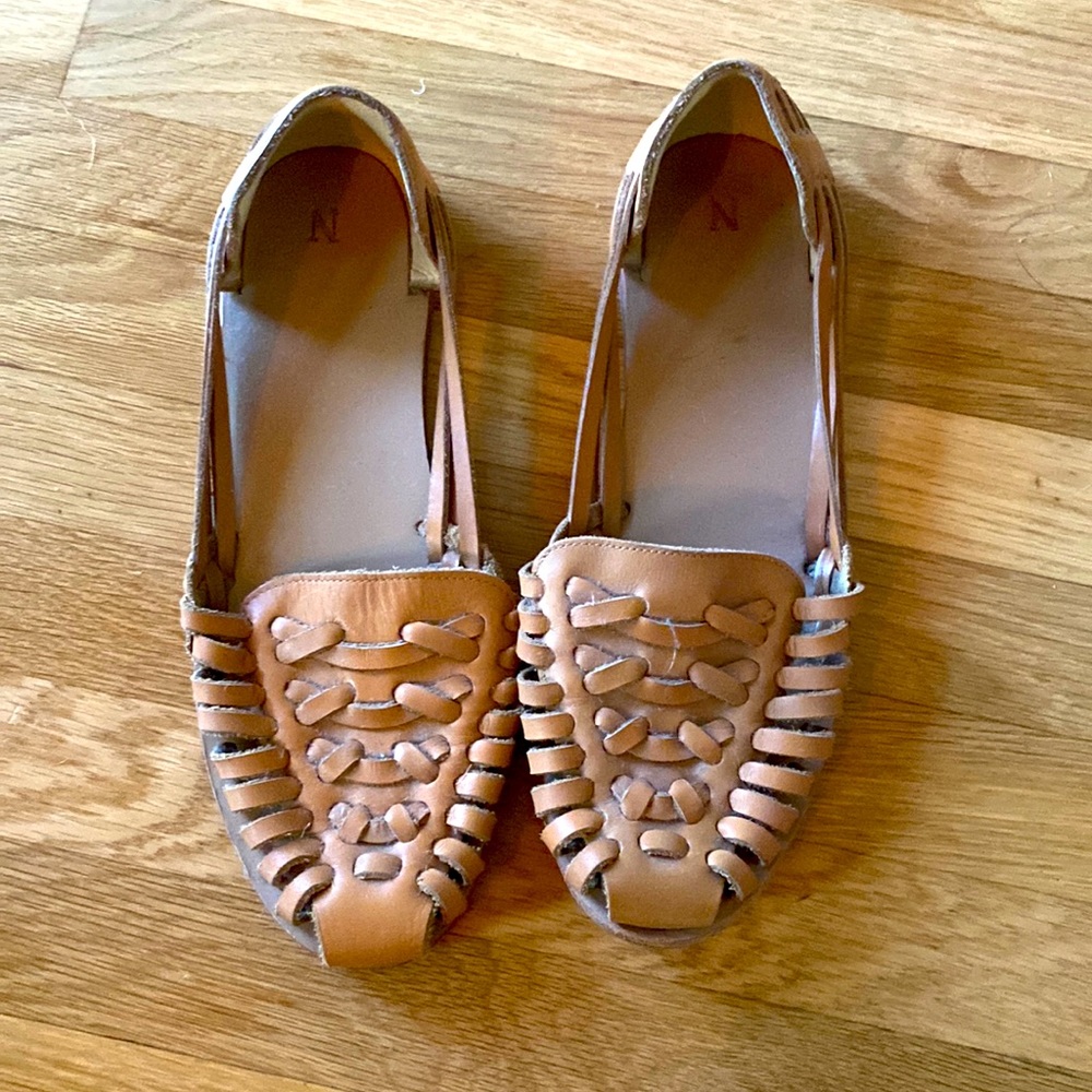 Womens Nisolo huraches almond